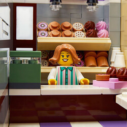 10278 LEGO® ICONS Polis Merkezi - Thumbnail