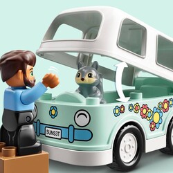 10946 LEGO DUPLO Town Ailece Karavan Macerası - Thumbnail