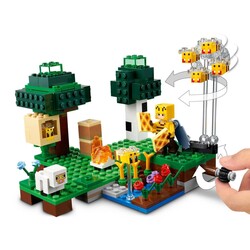 21165 LEGO Minecraft Arı Çiftliği - Thumbnail