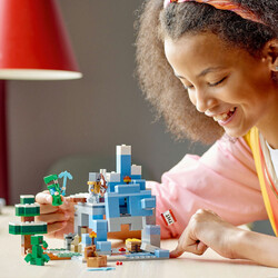 21243 LEGO® Minecraft® Donmuş Tepeler - Thumbnail