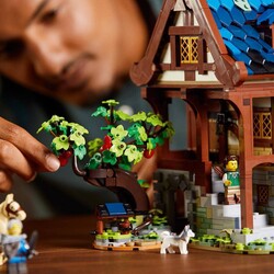 21325 LEGO Ideas Orta Çağ Demircisi - Thumbnail