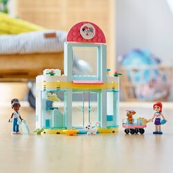 41695 LEGO Friends Evcil Hayvan Kliniği - Thumbnail