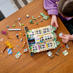 41711 LEGO Friends Emma'nın Sanat Okulu - Thumbnail