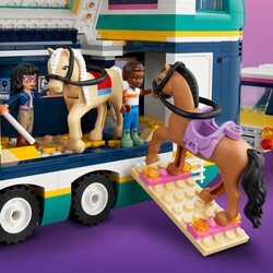 41722 LEGO Friends At Gösterisi Römorku - Thumbnail