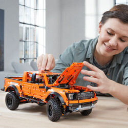 42126 LEGO® Technic Ford F-150 Raptor - Thumbnail