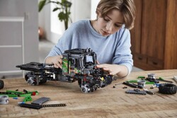 42129 LEGO Technic Uygulama Kumandalı 4x4 Mercedes-Benz Zetros Kamyon - Thumbnail