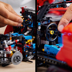 42143 LEGO Technic Ferrari Daytona SP3 - Thumbnail