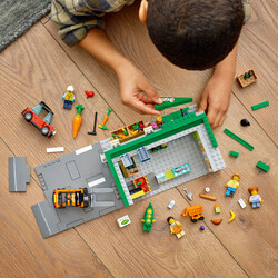 60347 LEGO City Market - Thumbnail