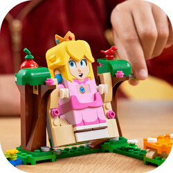 71403 LEGO Super Mario™ Peach ile Maceraya Başlangıç Seti - Thumbnail