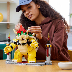 71411 LEGO Super Mario Mighty Bowser™ - Thumbnail