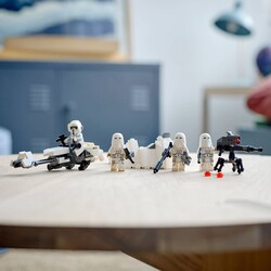 75320 LEGO Star Wars™ Snowtrooper™ Savaş Paketi - Thumbnail