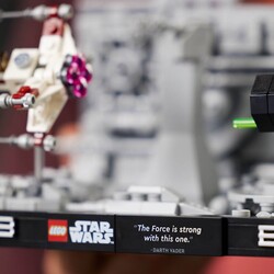 75329 LEGO Star Wars™ Ölüm Yıldızı Hendek Akını Diyoraması - Thumbnail