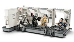 75387 LEGO® Star Wars Tantive IV™’e Biniş - Thumbnail
