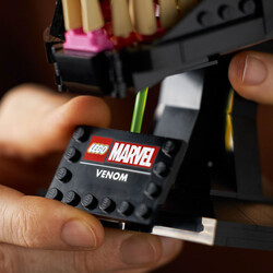 76187 LEGO® Marvel Venom Kaskı - Thumbnail