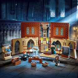 76382 LEGO Harry Potter Hogwarts™ Anısı: Biçim Değiştirme Dersi - Thumbnail