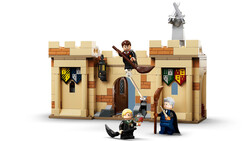 76395 LEGO Harry Potter™ Hogwarts™: İlk Uçuş Dersi - Thumbnail