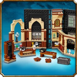 76397 LEGO Harry Potter™ Hogwarts™ Anısı: Savunma Dersi - Thumbnail