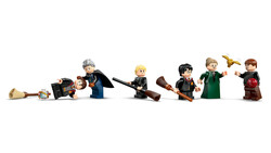 76447 LEGO® Harry Potter™ Hogwarts™ Şatosu: Uçuş Dersleri - Thumbnail