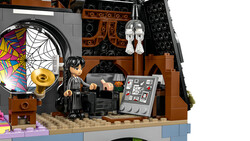 76781 LEGO® Wednesday Wednesday ve Enid'in Yurt Odası - Thumbnail