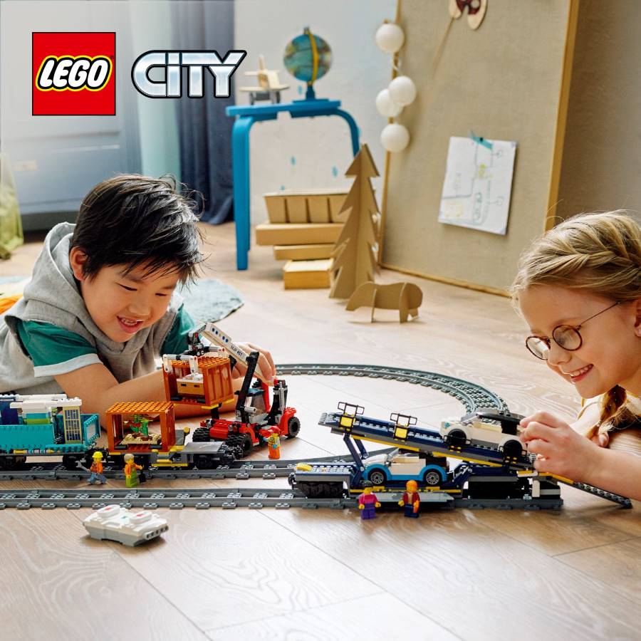 Birinci kalite LEGO® City Yük Treni seti
