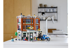 10264 LEGO Creator Köşe Garaj - Thumbnail