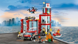 60215 LEGO City İtfaiye Merkezi - Thumbnail