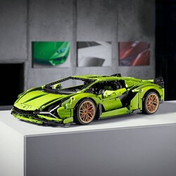 42115 LEGO® Technic Lamborghini Sián FKP 37 - Thumbnail