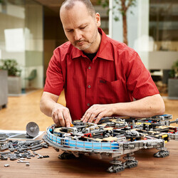 75192 LEGO® Star Wars™ Millennium Falcon™ - Thumbnail