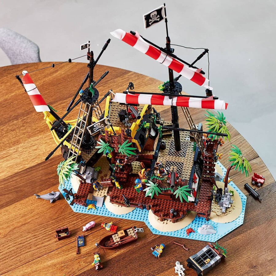 21322 LEGO Ideas Baraküda Körfezi Korsanları